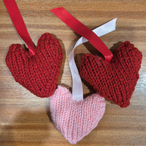 Knitted Hearts: A Heartfelt Thank You from the Chaplaincy Service